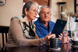 Quattro gadget tecnologici per anziani
